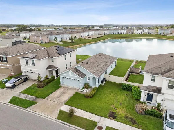 $2,250 | 10966 Penny Gale Loop, Unit 10966, San Antonio, FL 33576