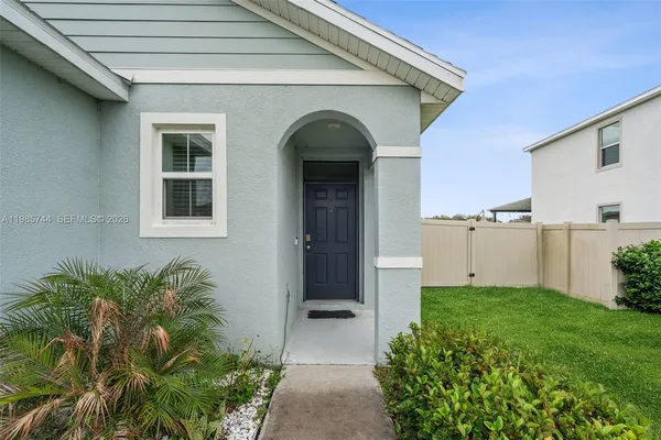 $2,250 | 10966 Penny Gale Loop, Unit 10966, San Antonio, FL 33576