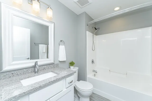 $629,000 | 1470 4th Street Northeast, Byron, MN 55920