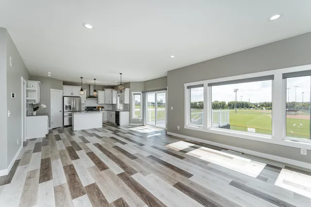 $629,000 | 1470 4th Street Northeast, Byron, MN 55920