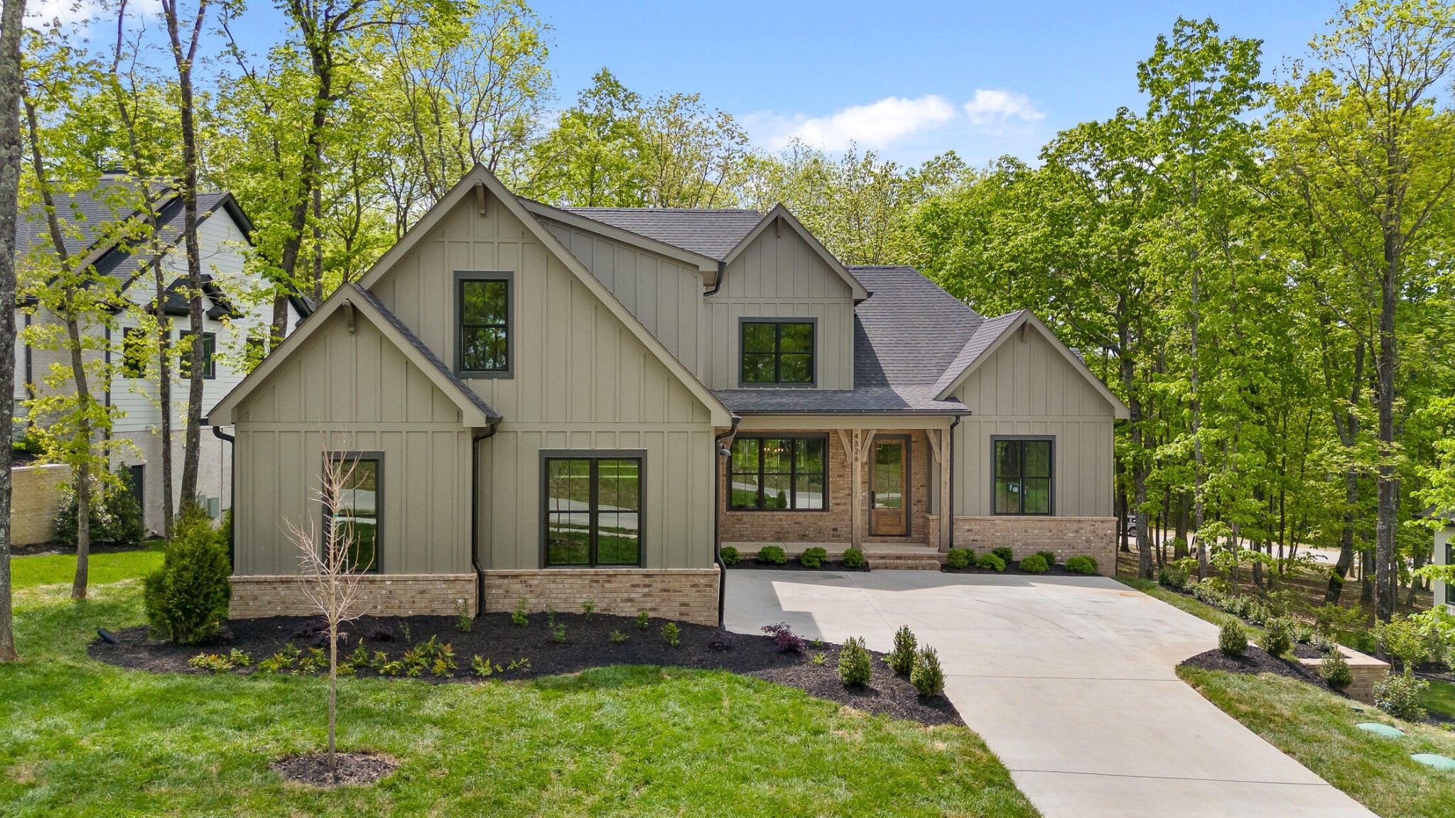 4326 Amethyst Road Chattanooga, TN 37419 - Photo 8 of 46 Gallery Image 8