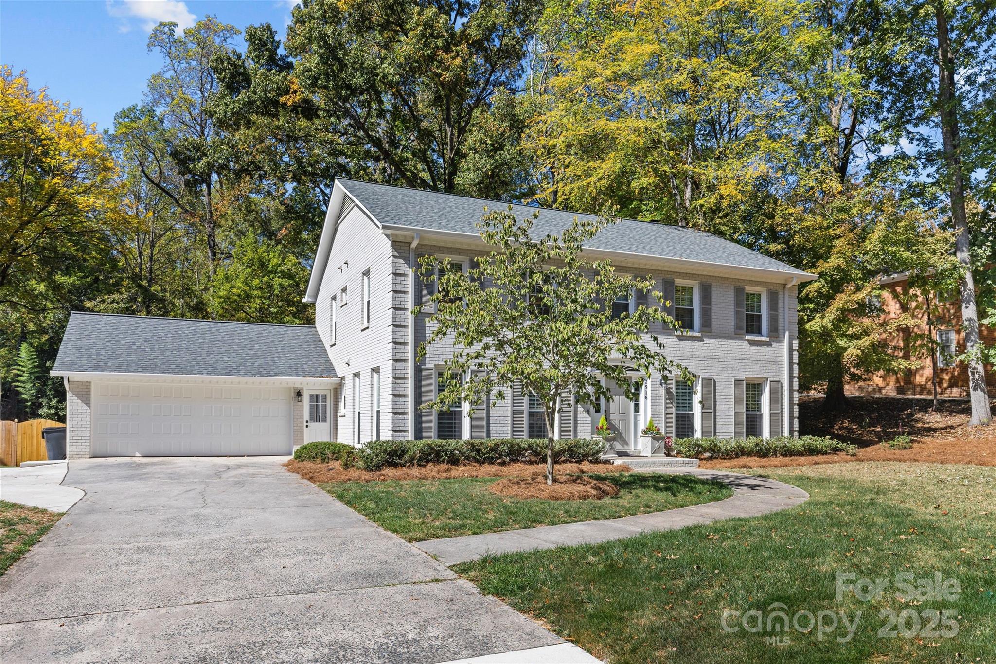 2916 Rustic Lane Charlotte, NC 28210 - Photo 2 of 37