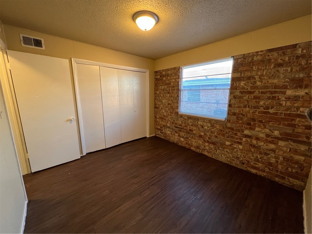 2012 Theodore Drive, Unit D Springdale, AR 72762 - Photo 10 of 17 Gallery Image 10