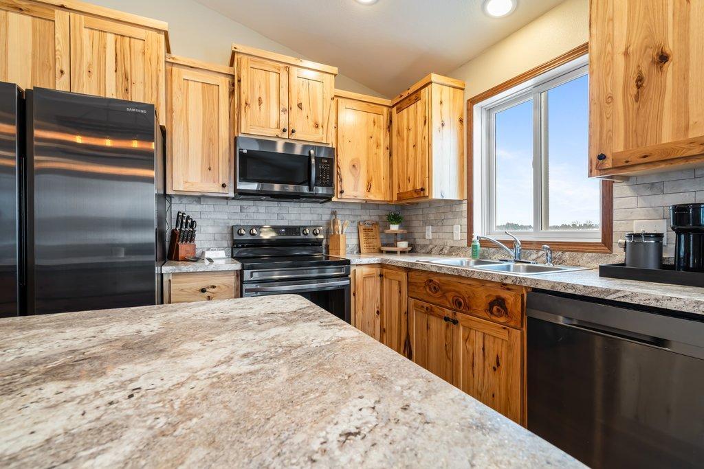 306 Dunn Street Colfax, WI 54730 - Photo 8 of 55