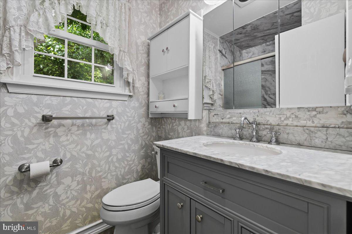 234 Tether Way Doylestown, PA 18901 - Photo 36 of 44 Bathroom in bedroom 4