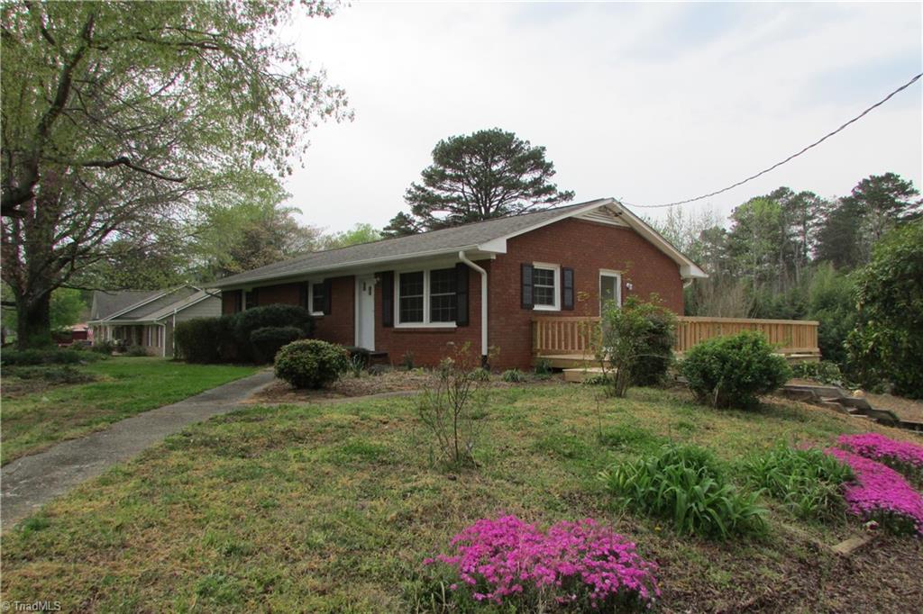 7047 Styers Ferry Road Clemmons, NC 27012 - Photo 2 of 48 Gallery Image 2