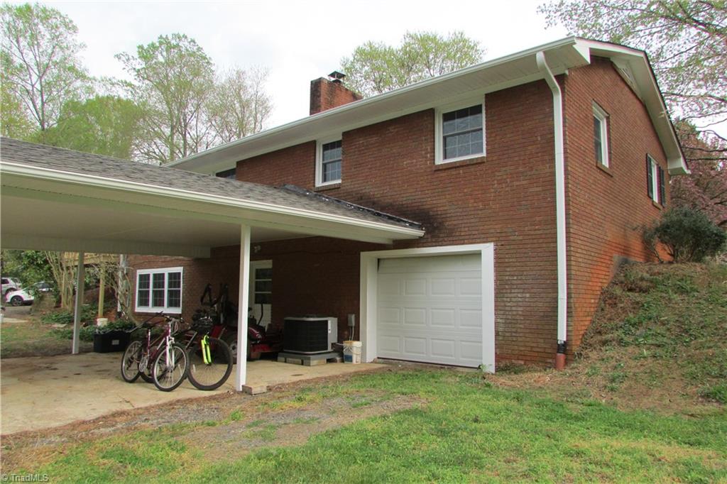 7047 Styers Ferry Road Clemmons, NC 27012 - Photo 6 of 48 Gallery Image 6