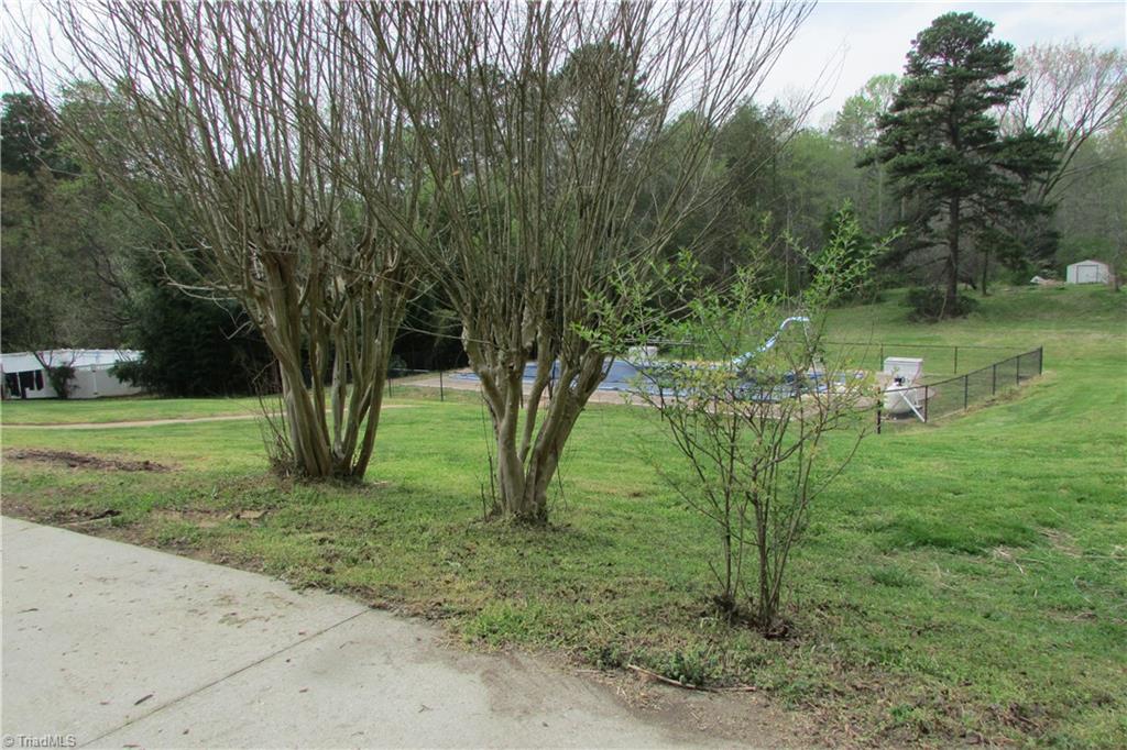 7047 Styers Ferry Road Clemmons, NC 27012 - Photo 8 of 48 Gallery Image 8