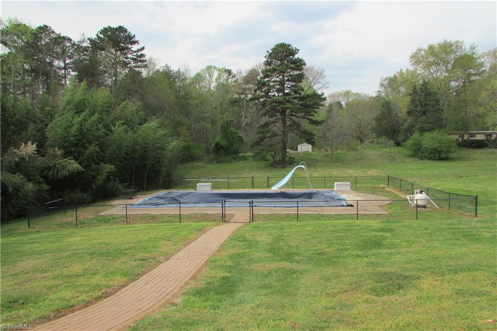 7047 Styers Ferry Road Clemmons, NC 27012 - Photo 10 of 48 Gallery Image 10