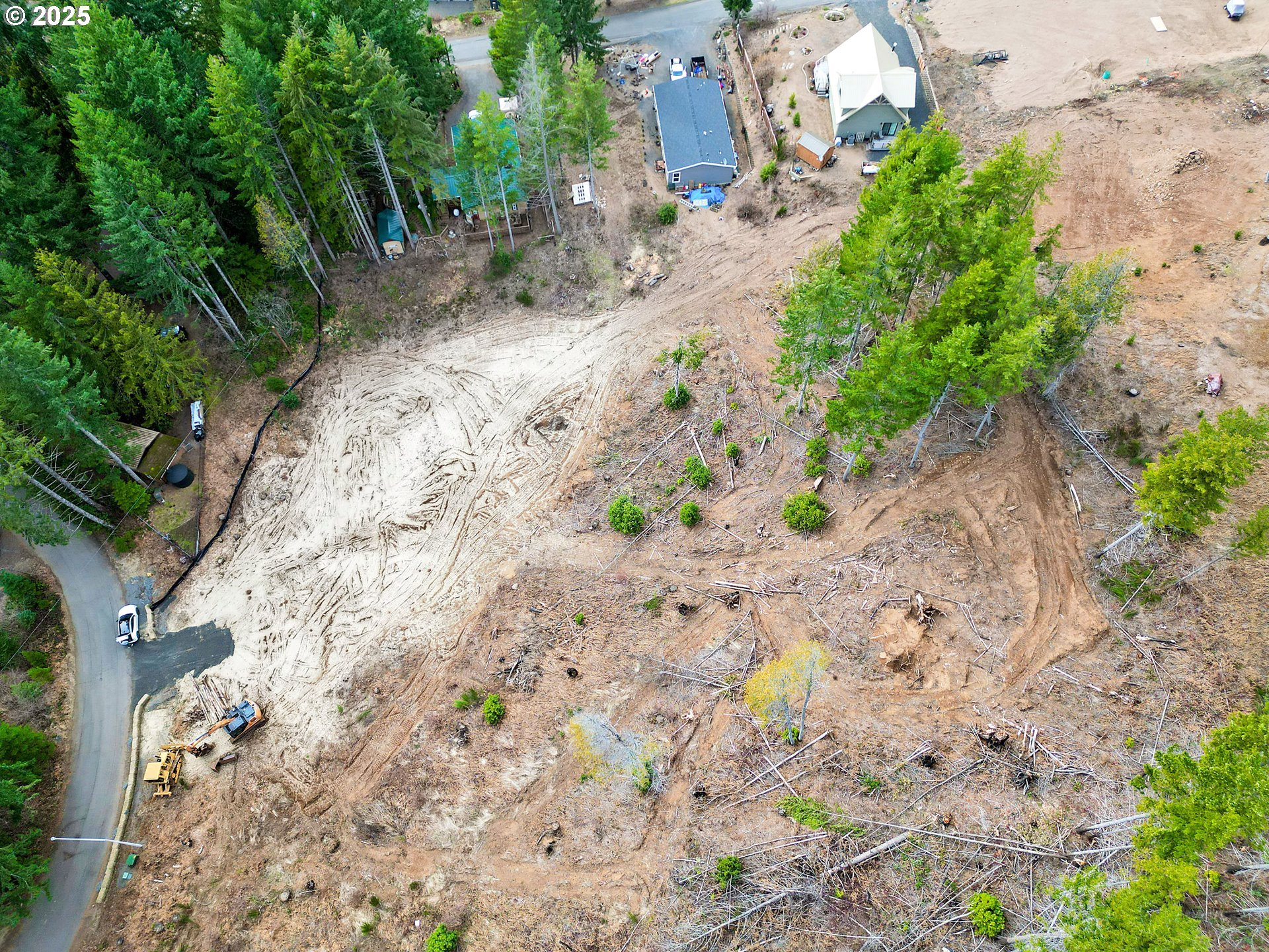 110 Guy Moore Road, Unit 1 Detroit, OR 97342 - Photo 5 of 11 a view of a garden with pathway