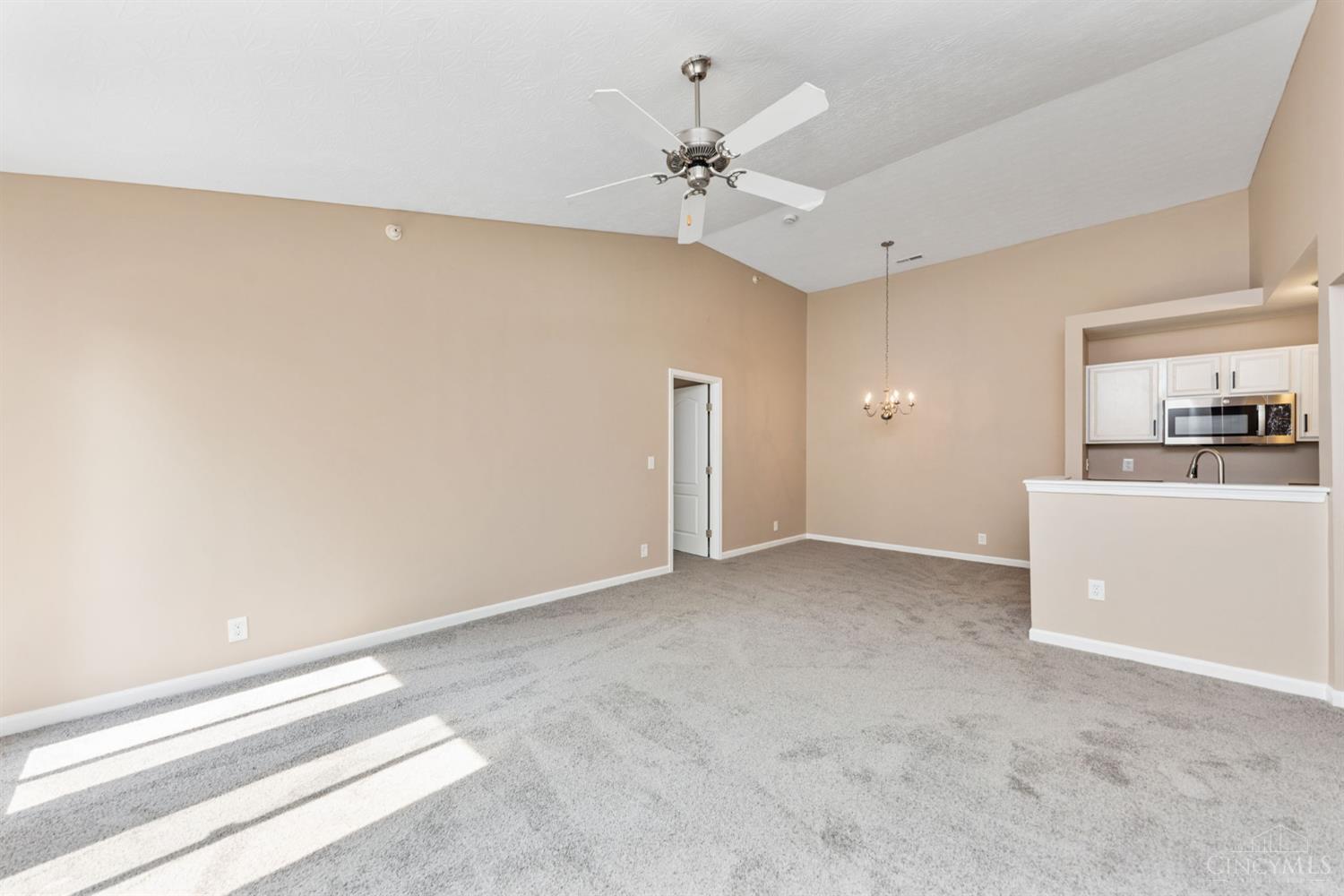 3414 North Bend Road, Unit 8 Cincinnati, OH 45247 - Photo 6 of 36