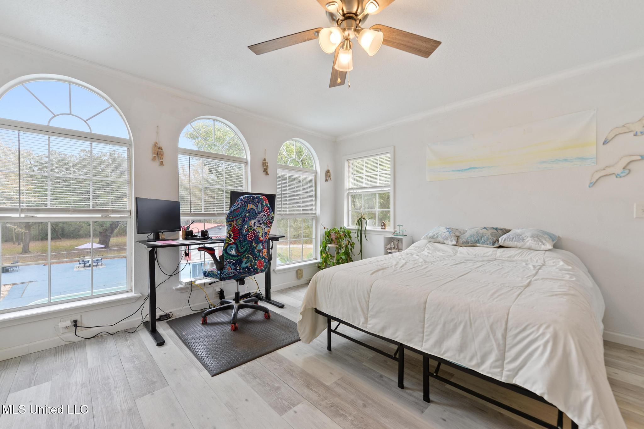 9091 Lark Street Bay St. Louis, MS 39520 - Photo 15 of 42 018