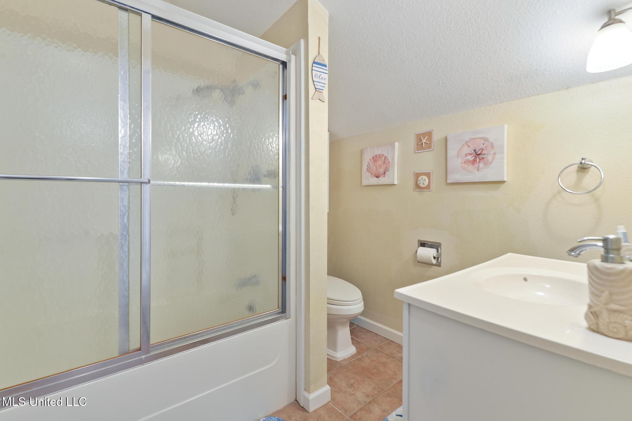 9091 Lark Street Bay St. Louis, MS 39520 - Photo 24 of 42 027