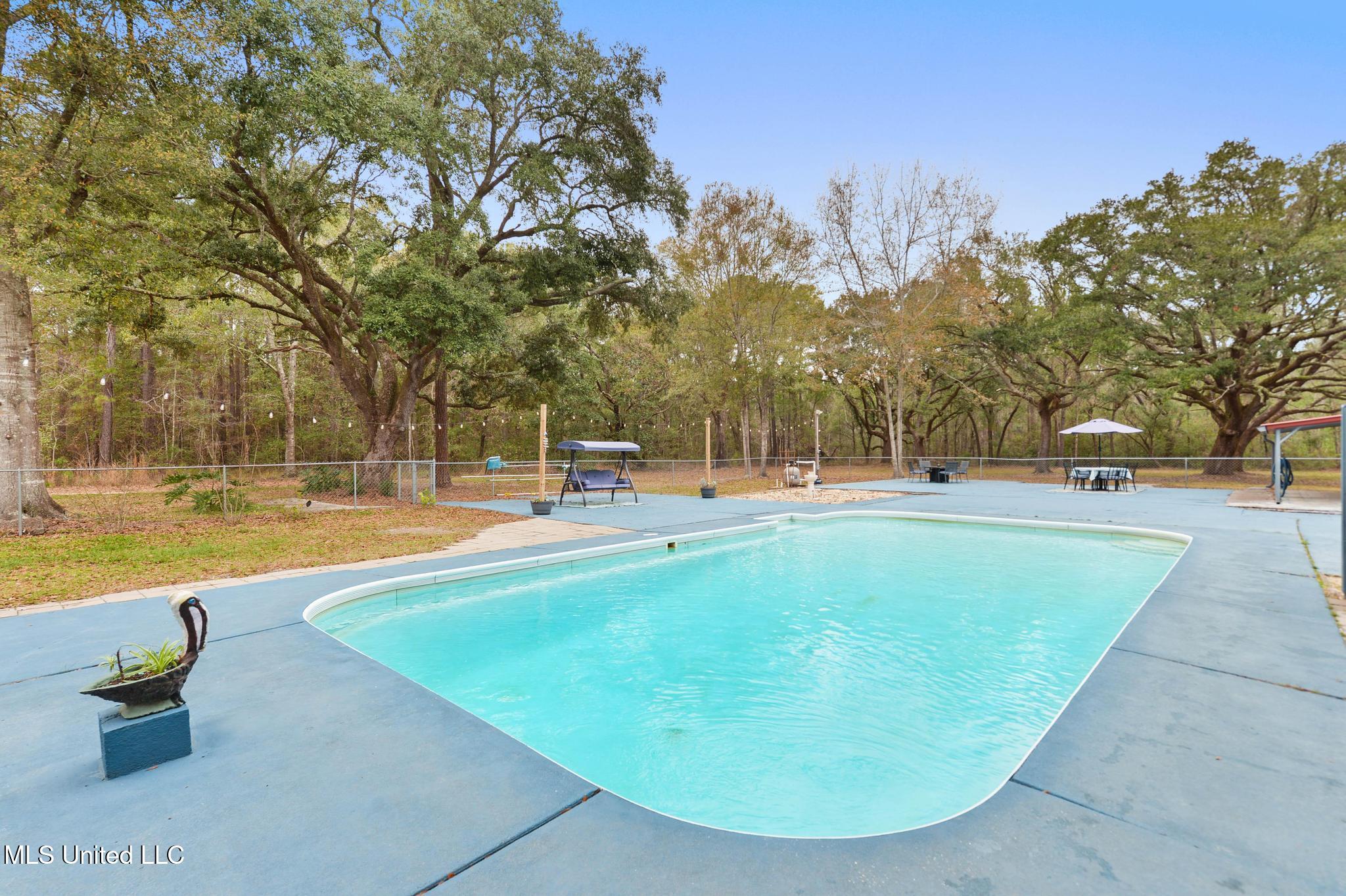 9091 Lark Street Bay St. Louis, MS 39520 - Photo 29 of 42 032