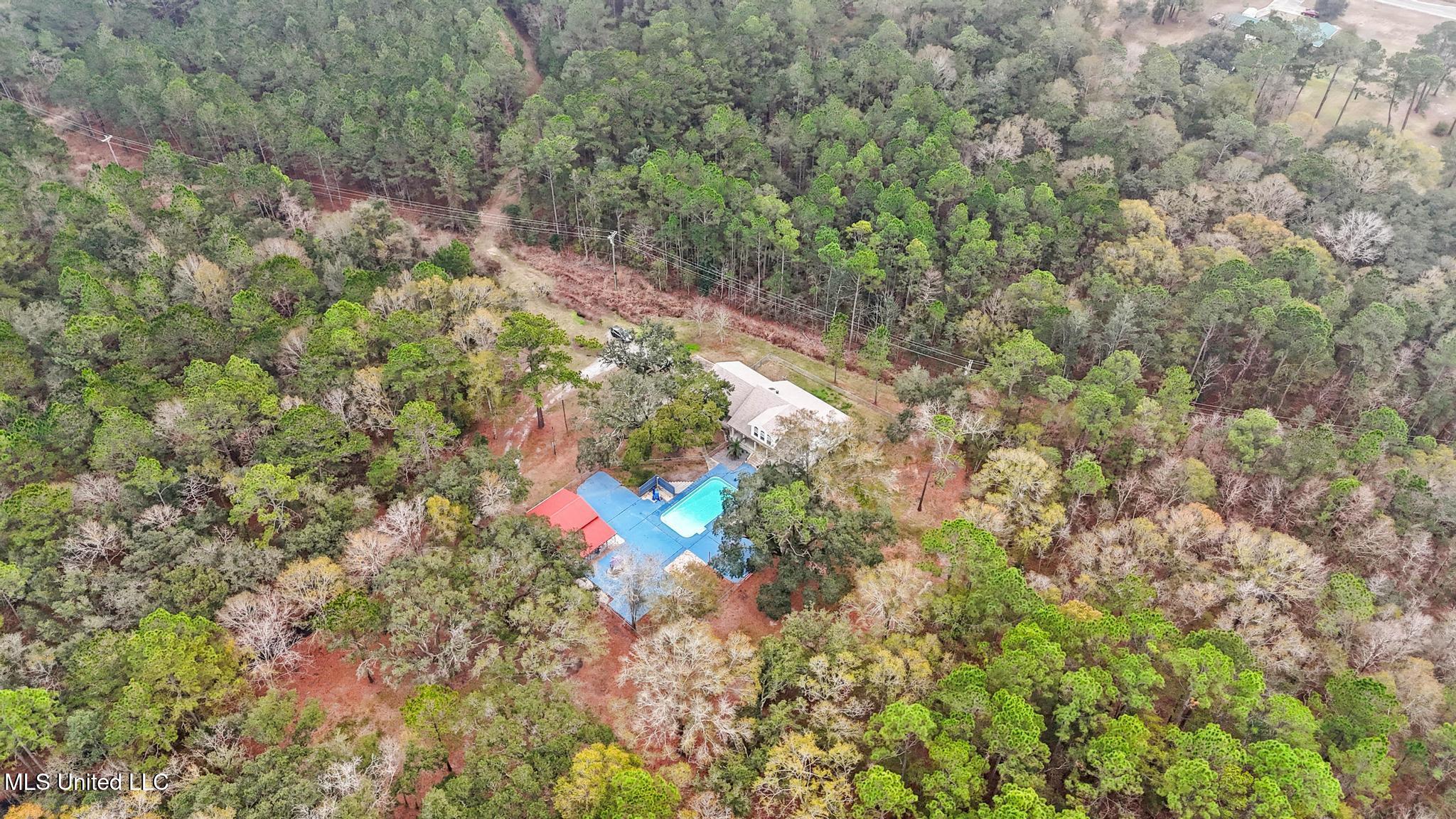 9091 Lark Street Bay St. Louis, MS 39520 - Photo 32 of 42 036