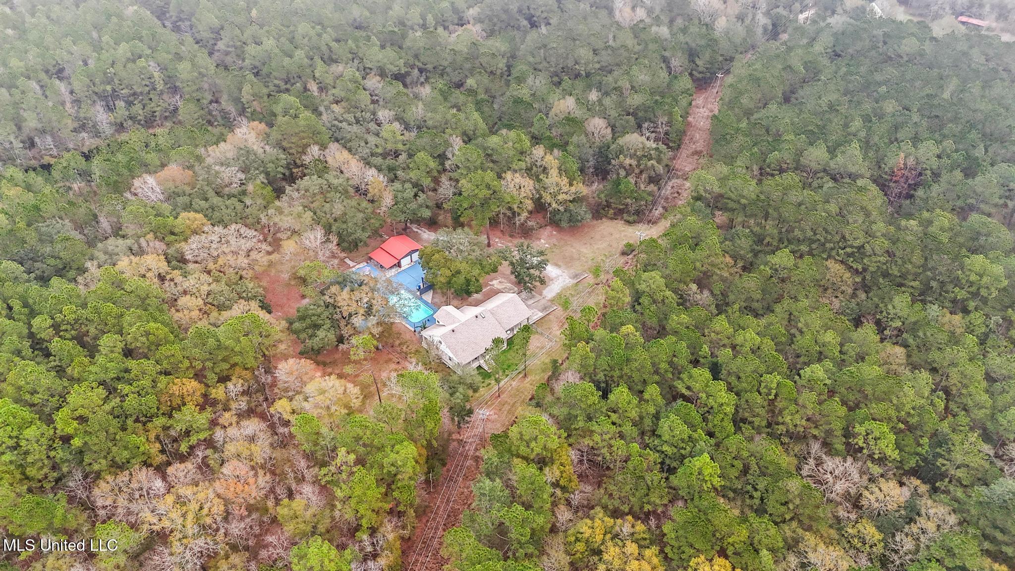 9091 Lark Street Bay St. Louis, MS 39520 - Photo 34 of 42 038