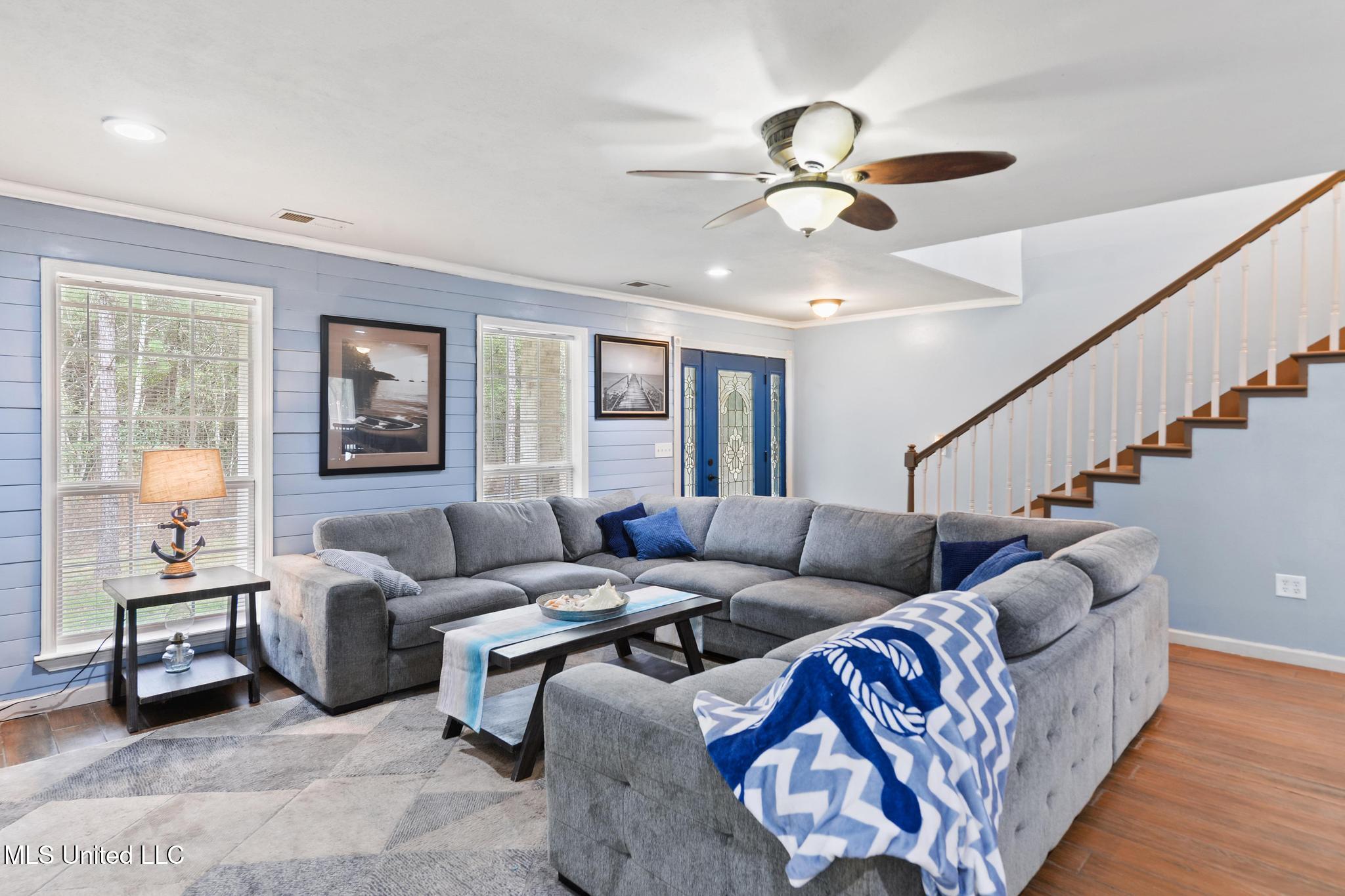 9091 Lark Street Bay St. Louis, MS 39520 - Photo 4 of 42 006