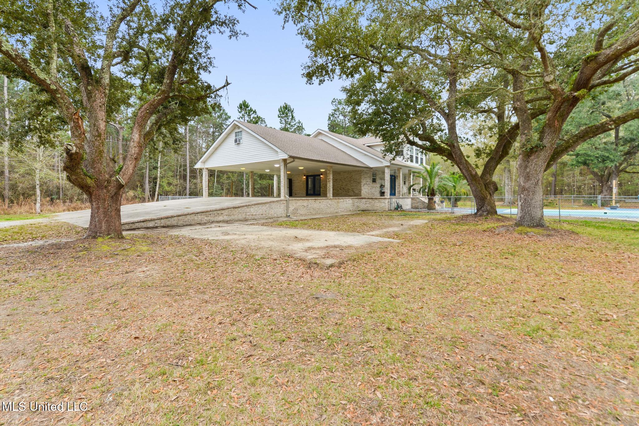 9091 Lark Street Bay St. Louis, MS 39520 - Photo 40 of 42 003