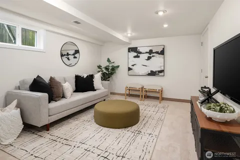 $499,000 | 9009 Canyon Drive, Kent, WA 98030