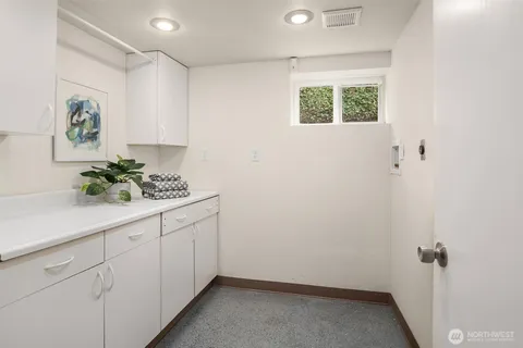 $499,000 | 9009 Canyon Drive, Kent, WA 98030