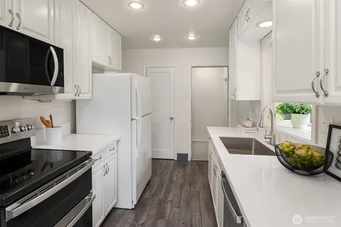 $499,000 | 9009 Canyon Drive, Kent, WA 98030