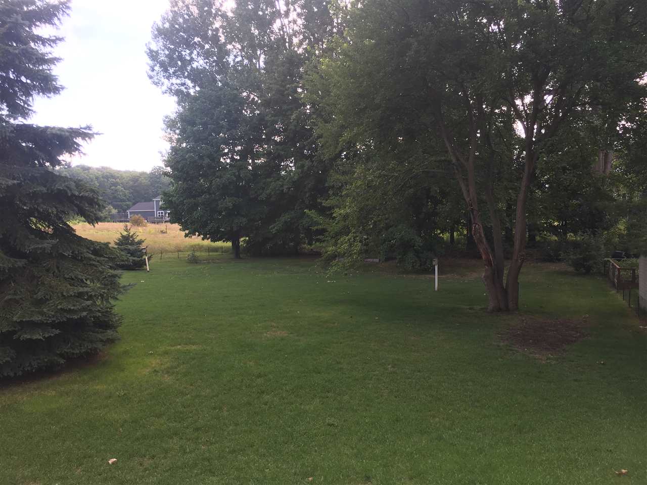 13349 Bluff Road Traverse City, MI 49686 - Photo 8 of 25 1837827-7.JPG