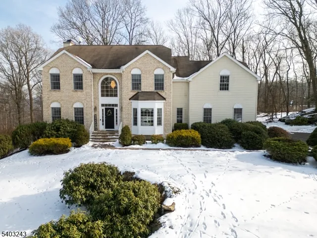 $1,000,000 | 31 Edinburgh Drive, Randolph, NJ 07869