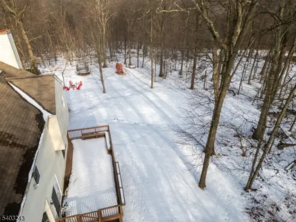 a view of outdoor space