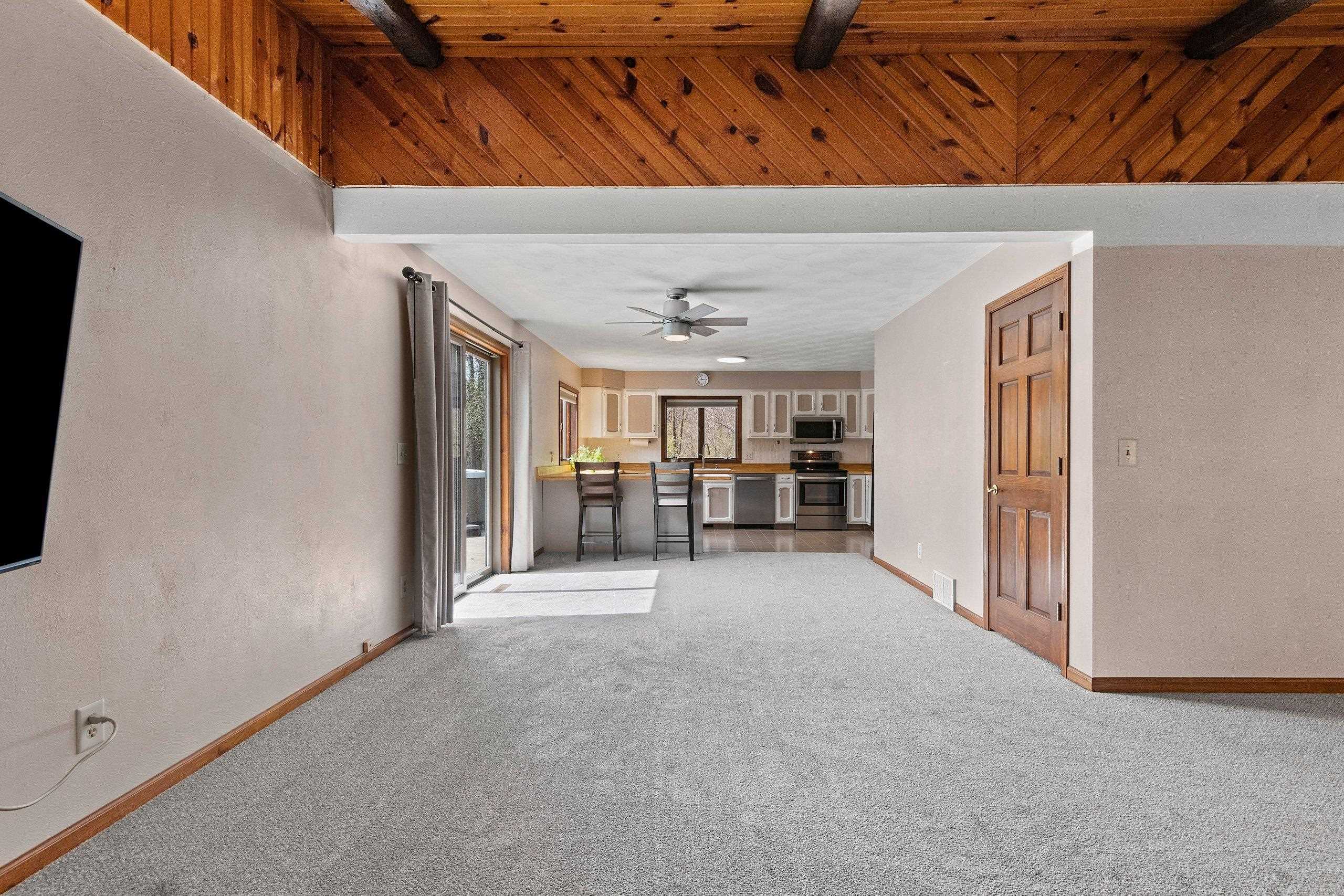 W7236 Wege Road Hortonville, WI 54944 - Photo 17 of 54
