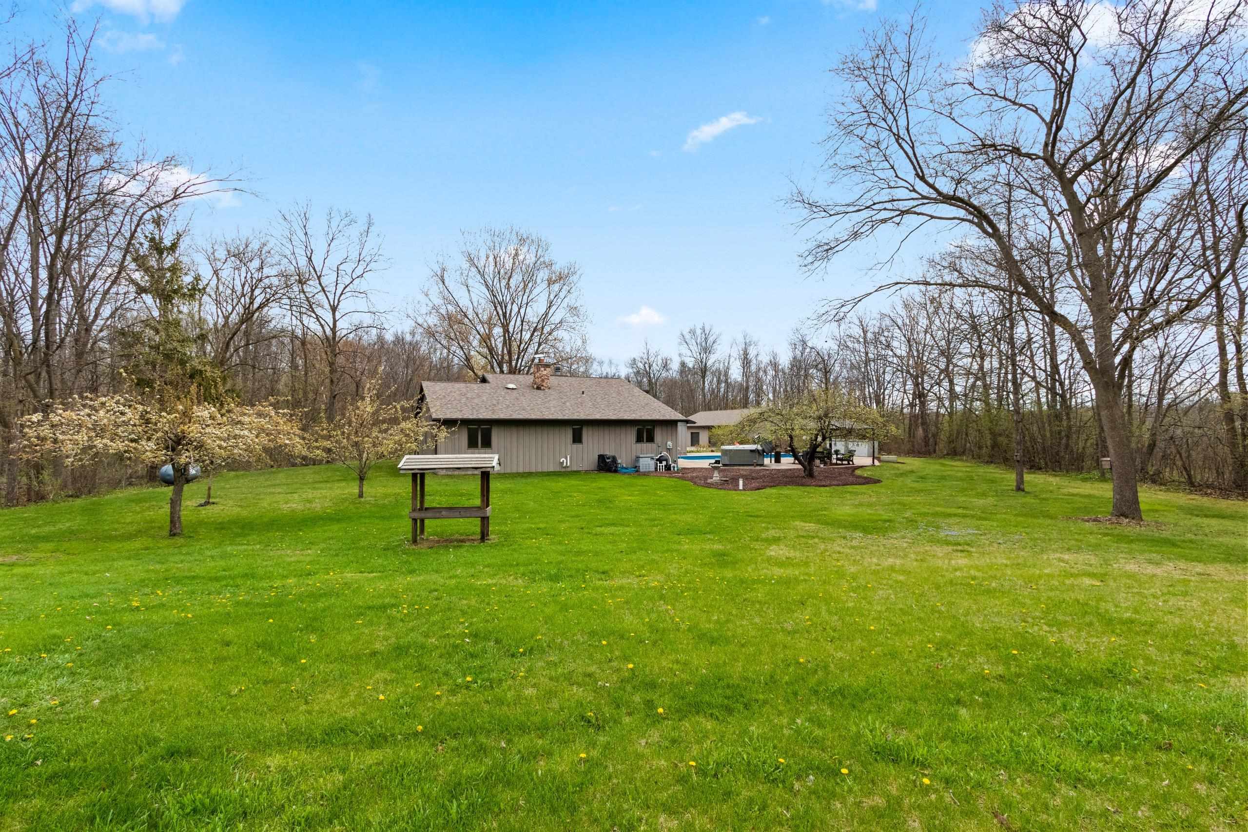 W7236 Wege Road Hortonville, WI 54944 - Photo 10 of 54