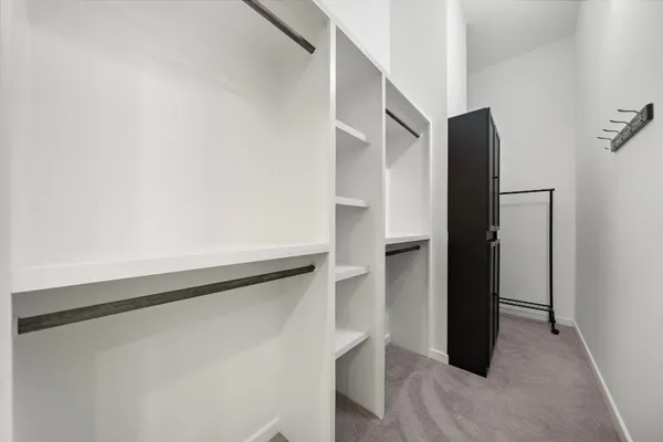 $2,000 | 4820 Caroline Street, Unit 507, Houston, TX 77004