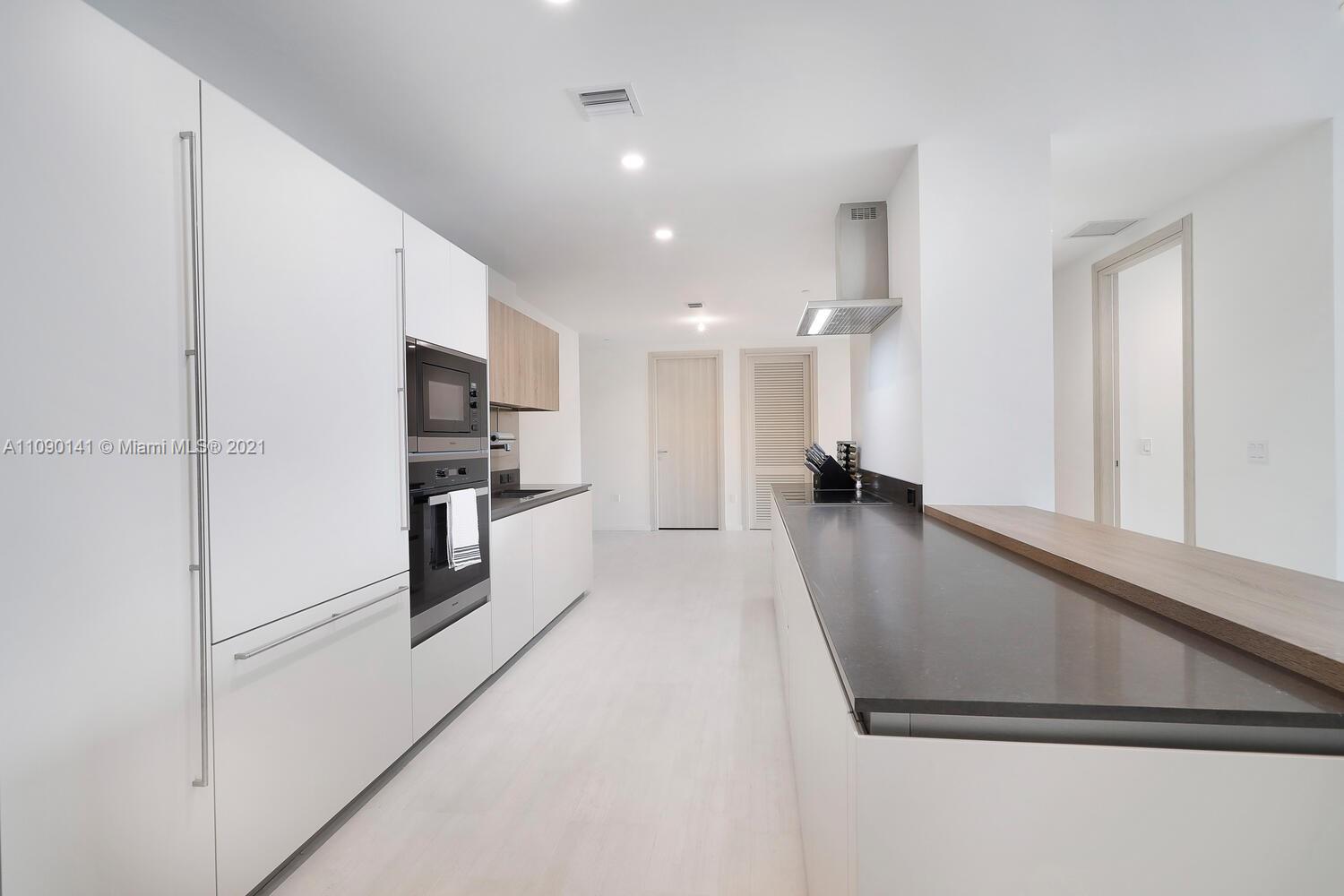 1000 Brickell Plaza, Unit PH5103 Miami, FL 33131 - Photo 13 of 48