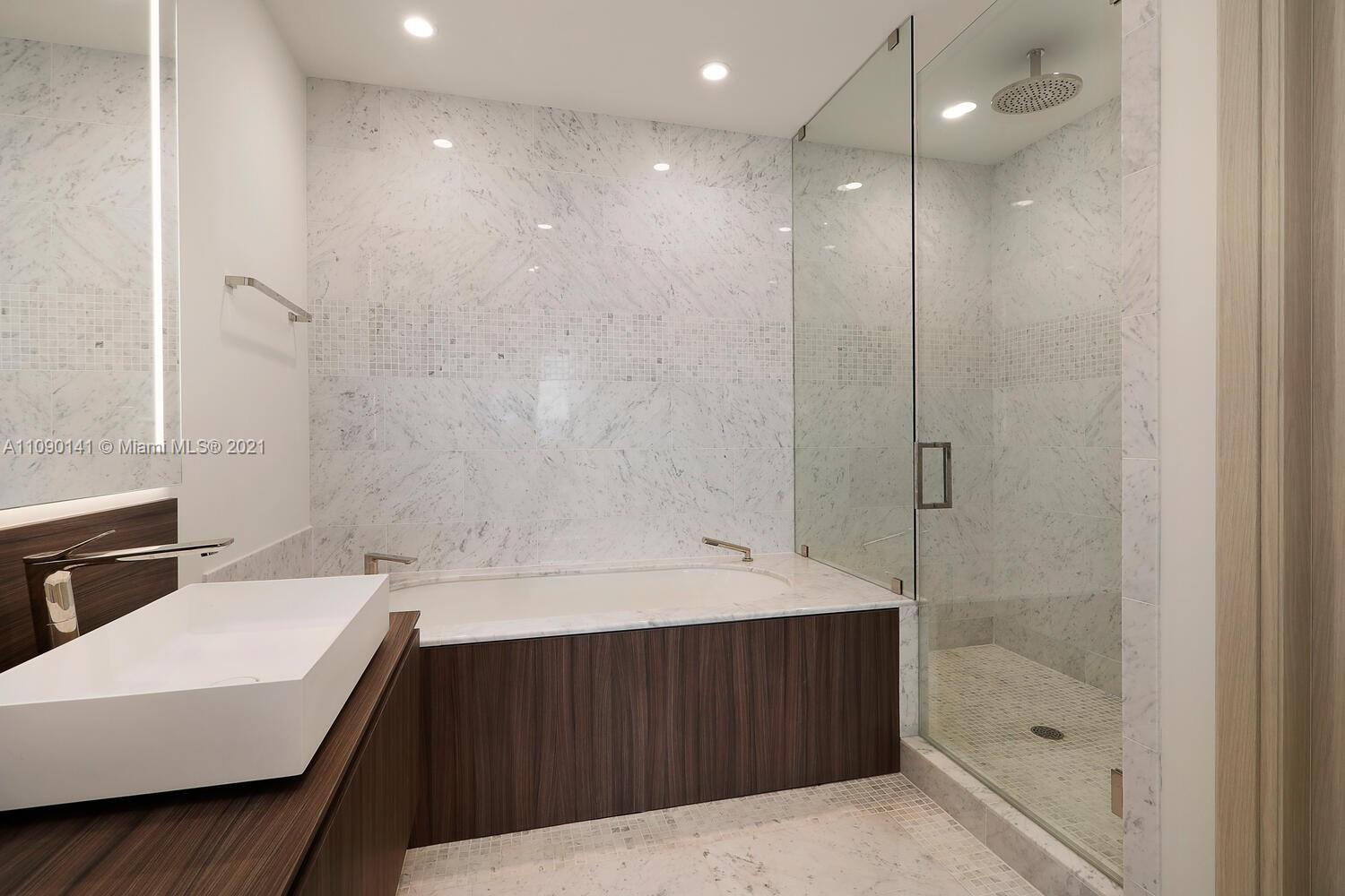 1000 Brickell Plaza, Unit PH5103 Miami, FL 33131 - Photo 19 of 48