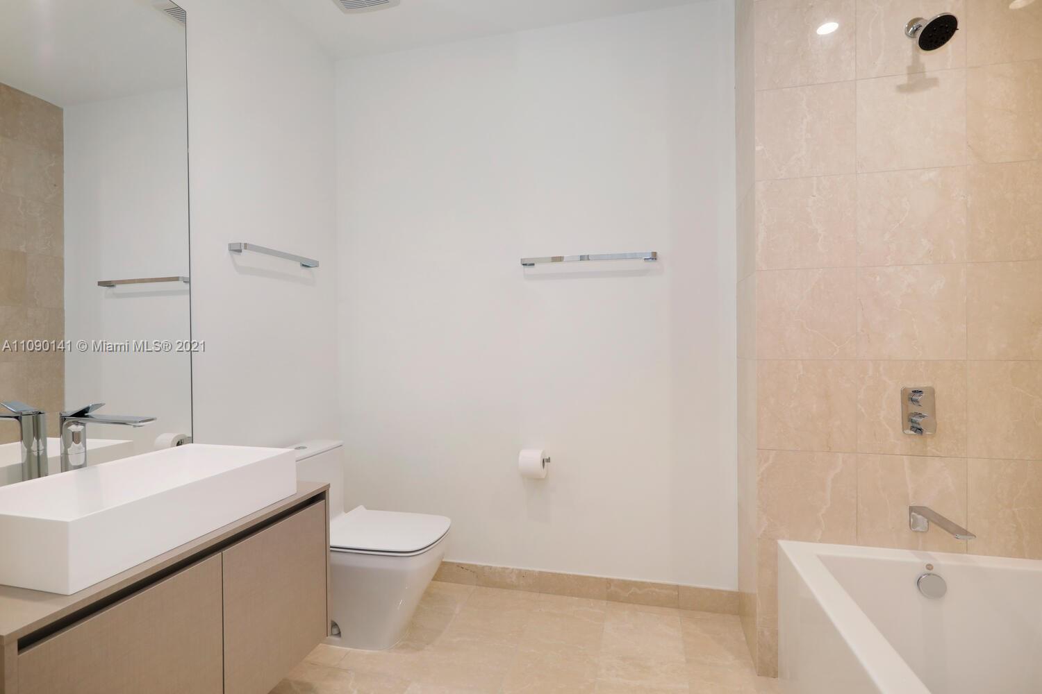 1000 Brickell Plaza, Unit PH5103 Miami, FL 33131 - Photo 22 of 48