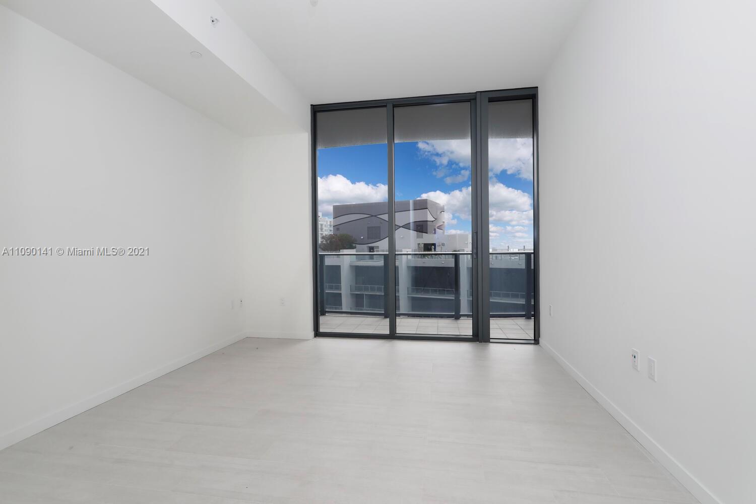 1000 Brickell Plaza, Unit PH5103 Miami, FL 33131 - Photo 23 of 48