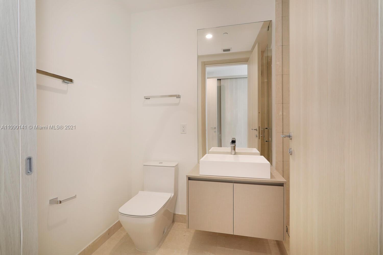 1000 Brickell Plaza, Unit PH5103 Miami, FL 33131 - Photo 24 of 48