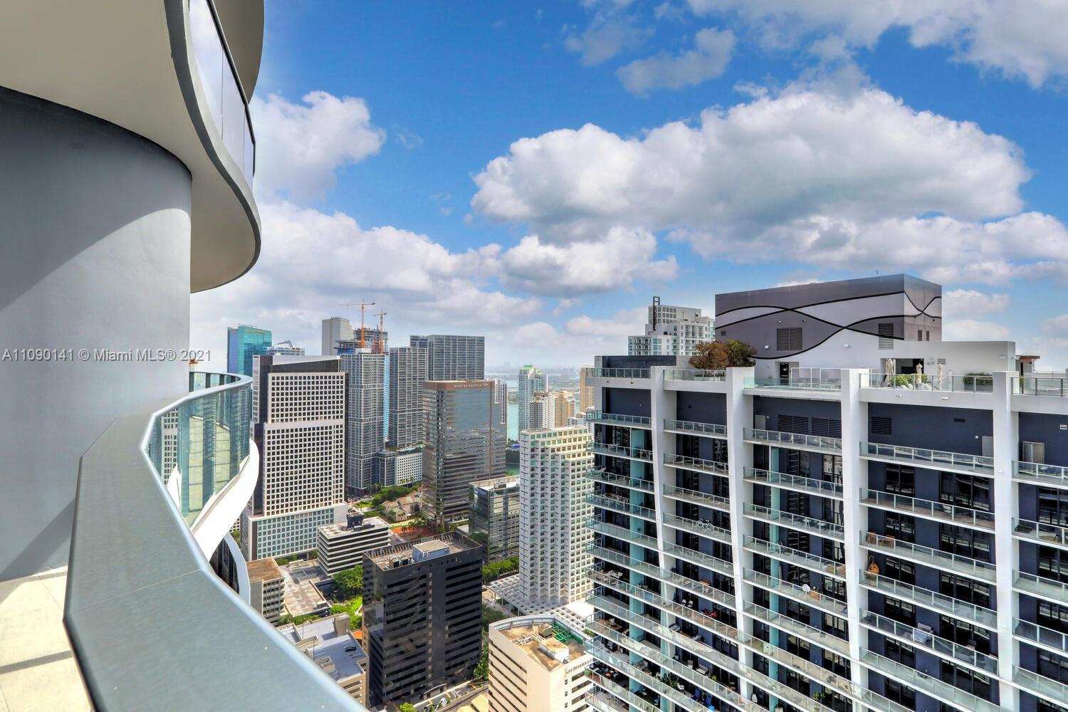 1000 Brickell Plaza, Unit PH5103 Miami, FL 33131 - Photo 28 of 48