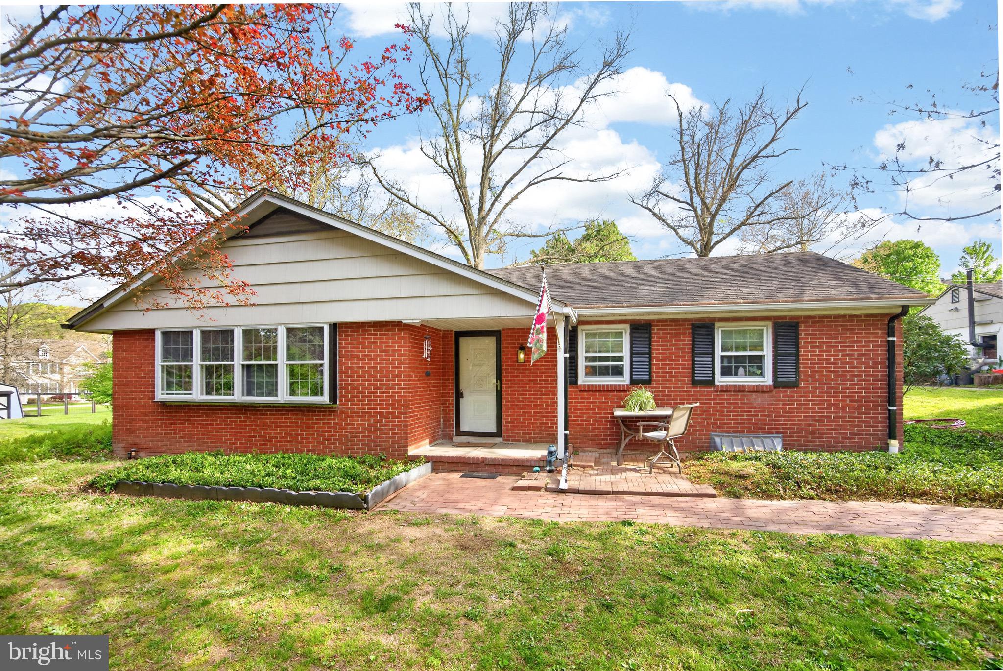 1550 Lenape Road West Chester, PA 19382 - Photo 2 of 28