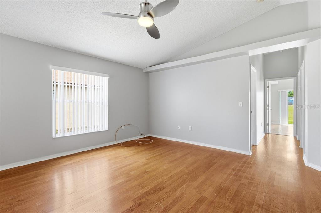 1537 Ridge Pointe Drive Orlando, FL 32808 - Photo 14 of 37
