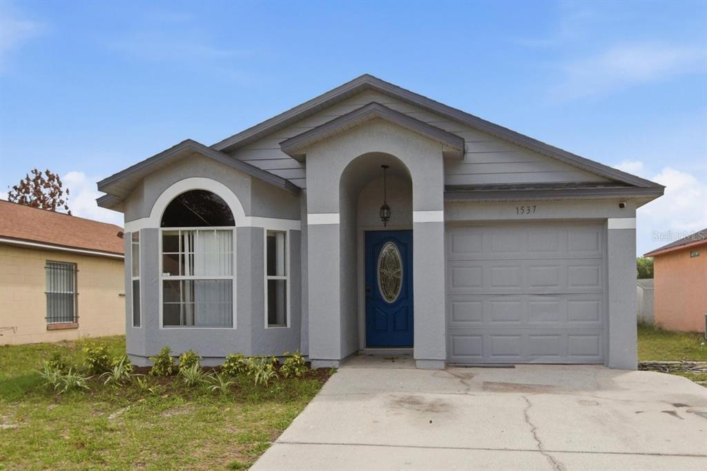 1537 Ridge Pointe Drive Orlando, FL 32808 - Photo 5 of 37