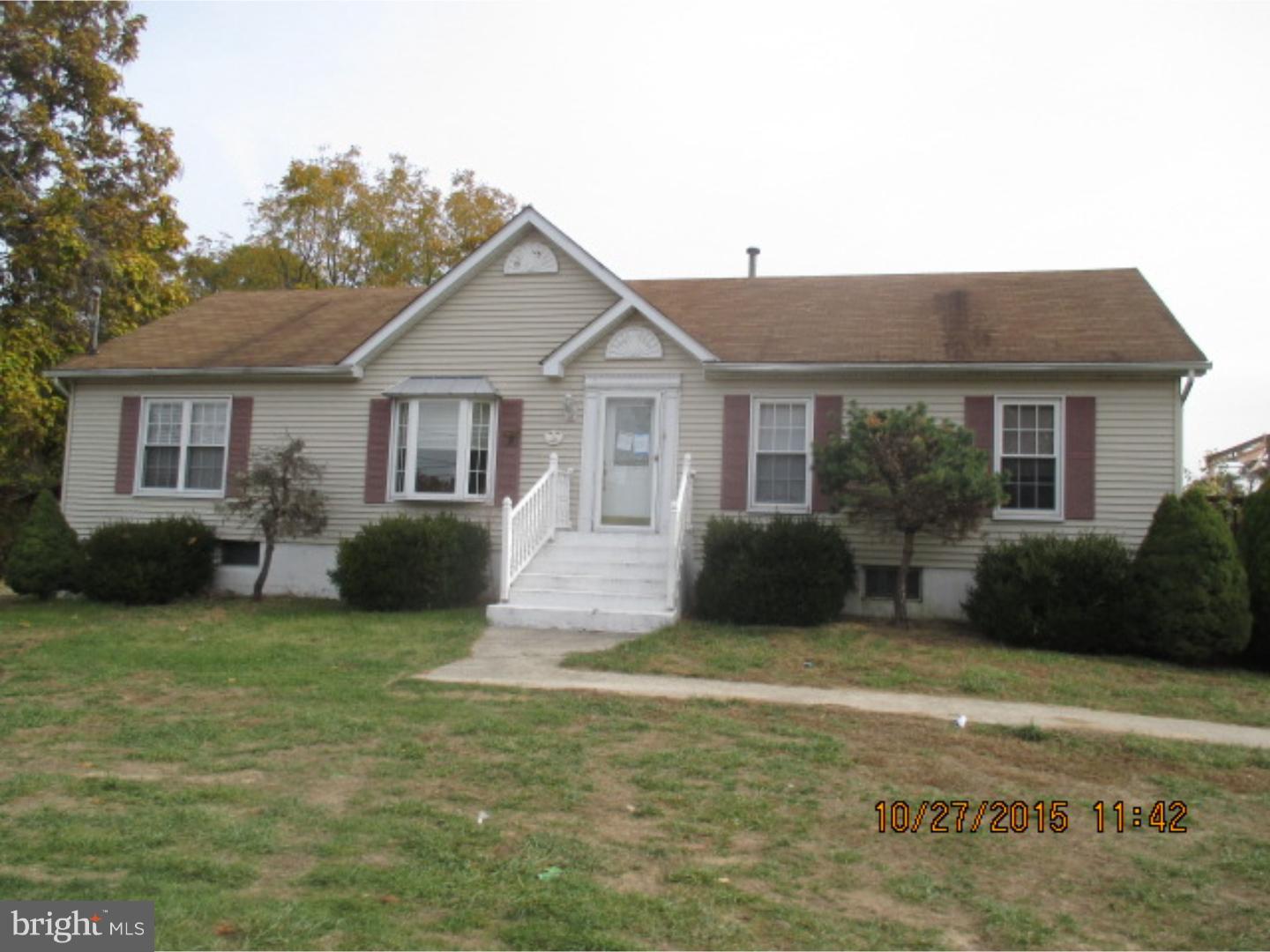 72 South Bridgeport Road Bridgeport, NJ 08014 - Photo 1 of 11