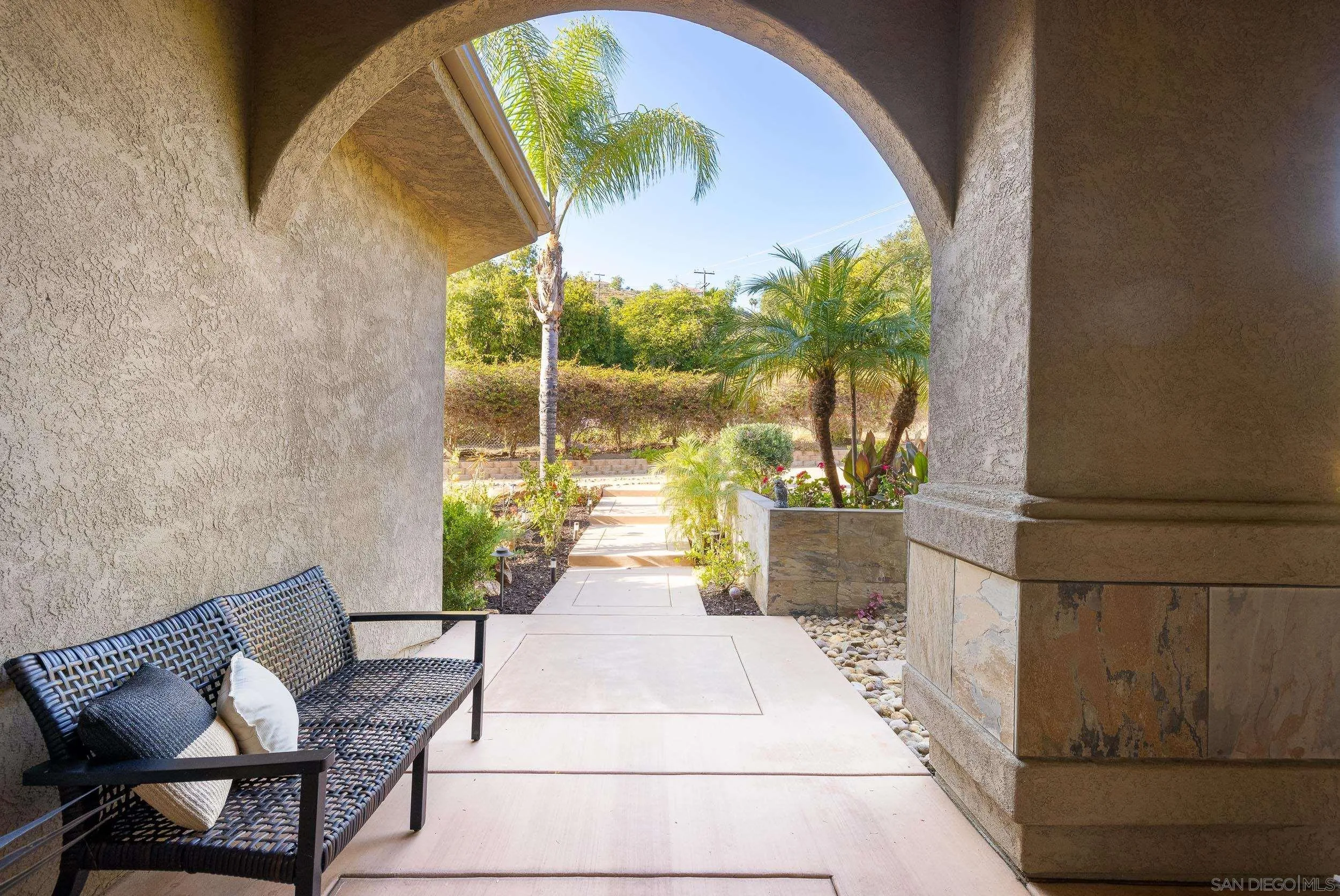 15275 Eastvale Road Poway, CA 92064 - Photo 5 of 53