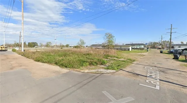 $30,000 | 3101 Laussat Place, New Orleans, LA 70117