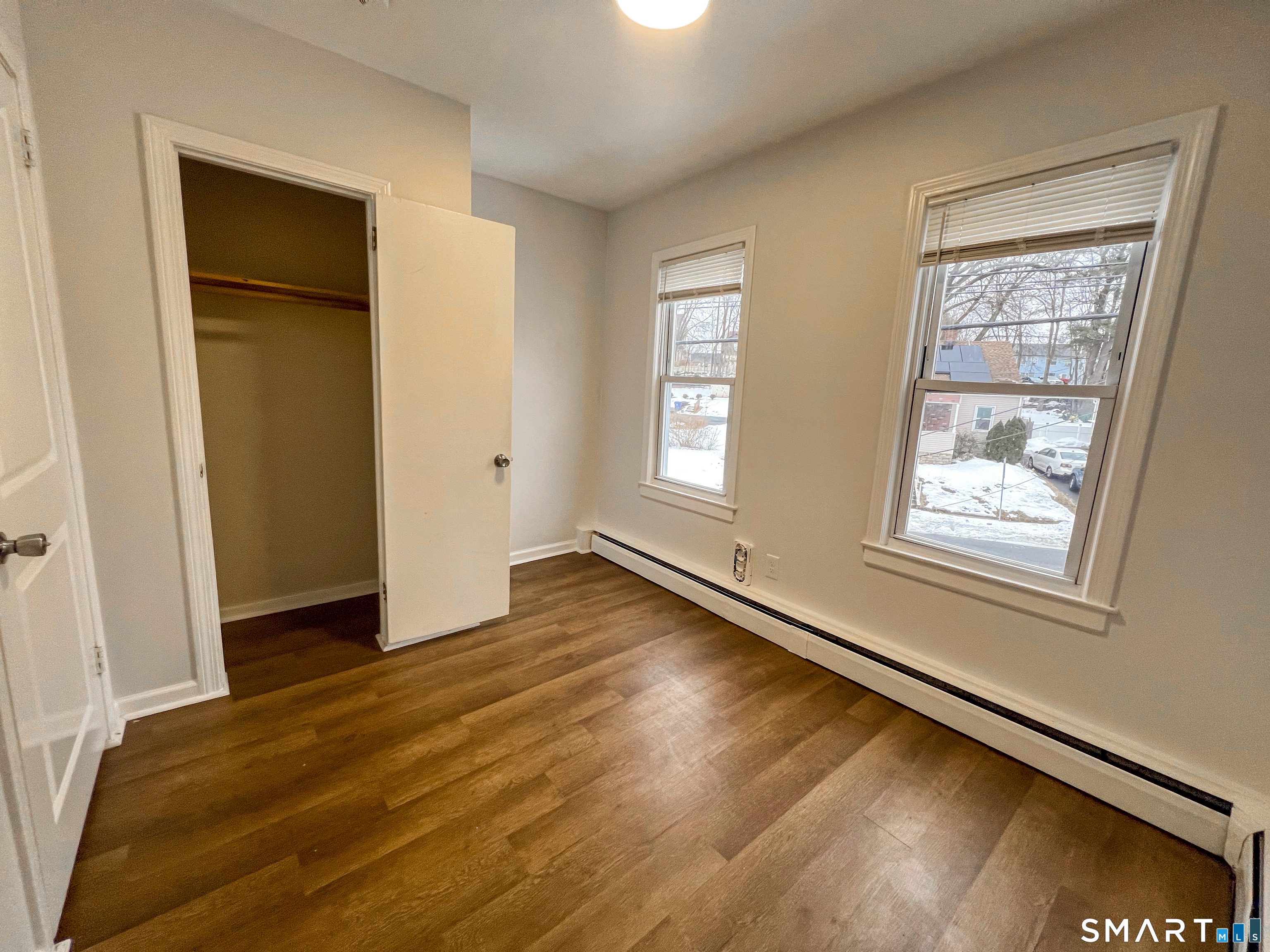 8 Locust Street New Britain, CT 06051 - Photo 4 of 17