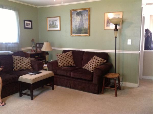 897 Point Road Marion, MA 02738 - Photo 5 of 8 a living room with furniture