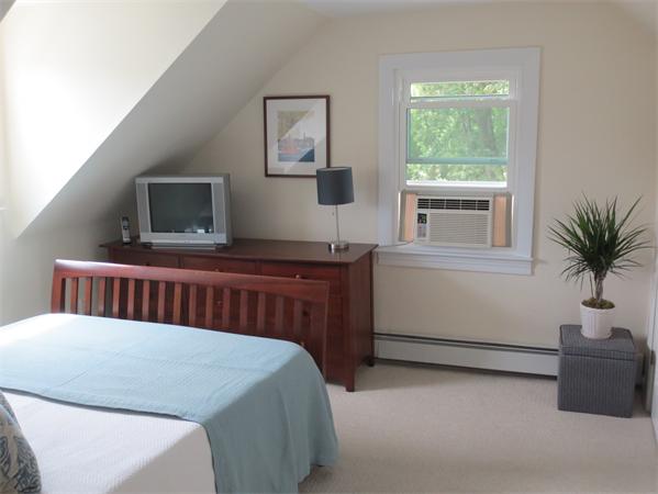 20 Evans Road Marblehead, MA 01945 - Photo 16 of 25 Gallery Image 16