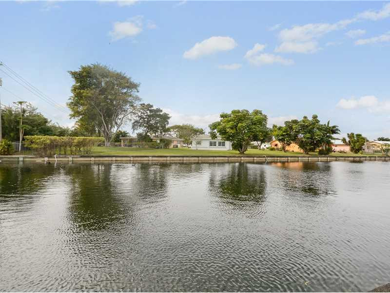 6901 Northwest 95th Terrace Tamarac, FL 33321 - Photo 2 of 27 Exterior Back Other. water view