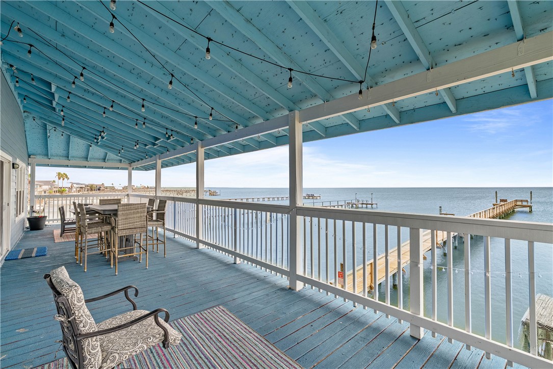 614 Copano Ridge Road Rockport, TX 78382 - Photo 25 of 38
