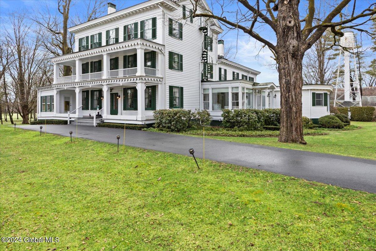 40 Geyser Road Saratoga Springs, NY 12866 - Photo 4 of 77 85-IMG_5985