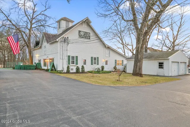 $12,900,000 | 40 Geyser Road, Saratoga Springs, NY 12866